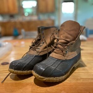 Women’s size 9 lacrosse uplander II 6” boot